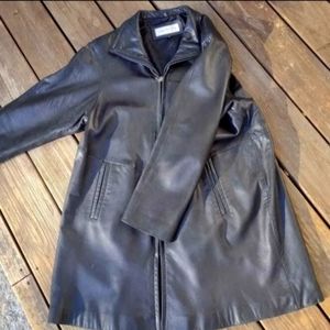 Jones New York womens size medium leather jacket!